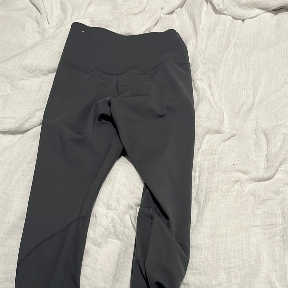 Nike Grey High-Waisted Leggings